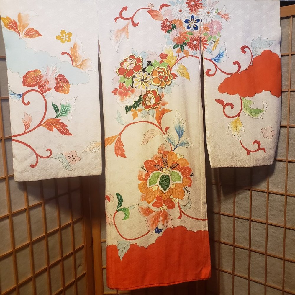 Japanese Vintage Children's Kimono with Gold Embroidery and Red Flowers